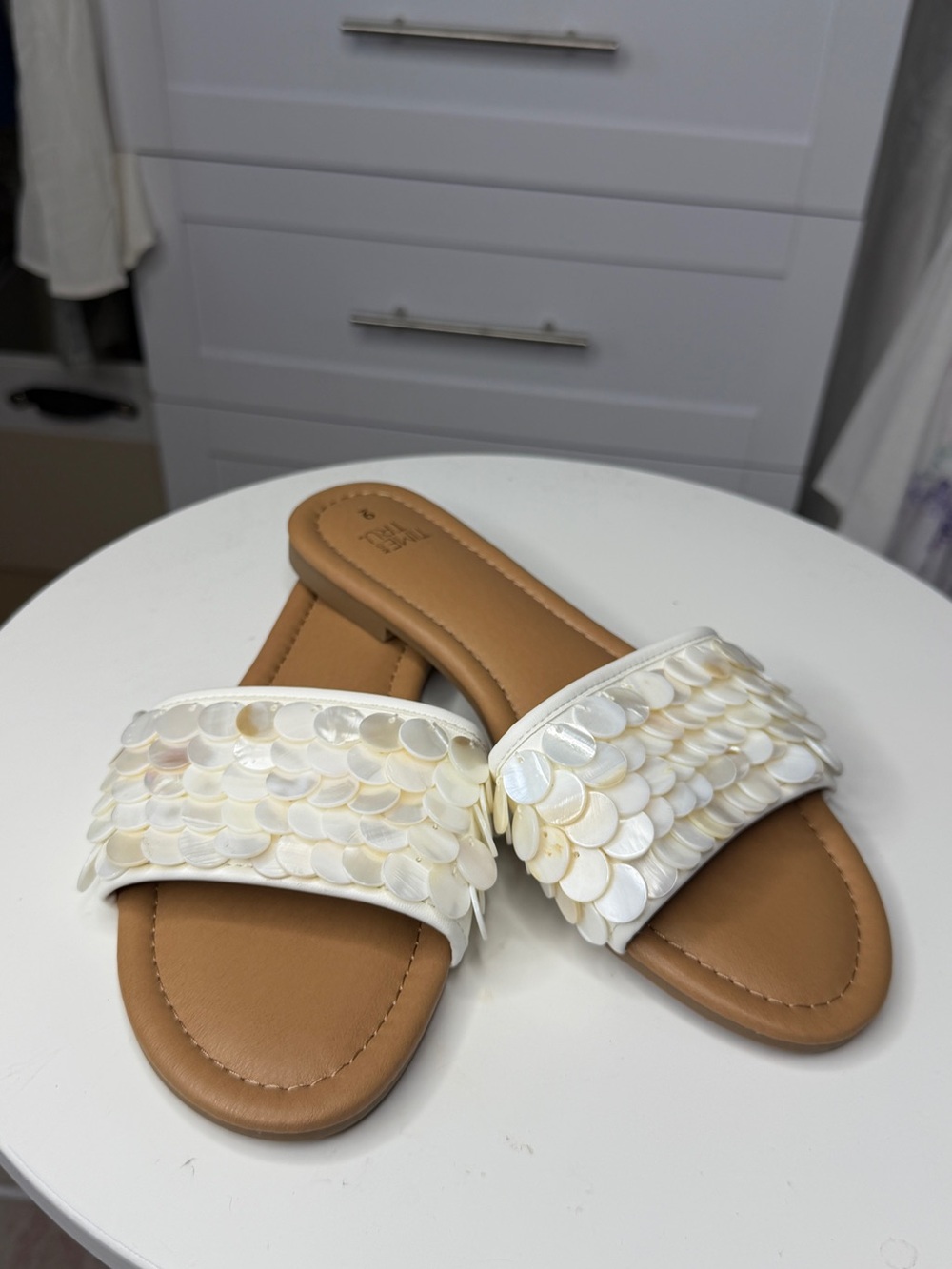 Time and Tru White Sequin shell Slide Sandals with Tan Footbed